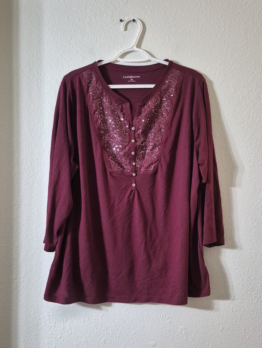 croft & barrow Burgundy Long-Sleeve V-Neck Top with Sequin Placket